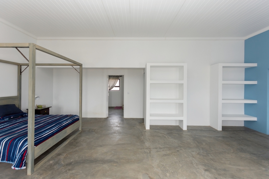 7 Bedroom Property for Sale in Jacobsbaai Western Cape